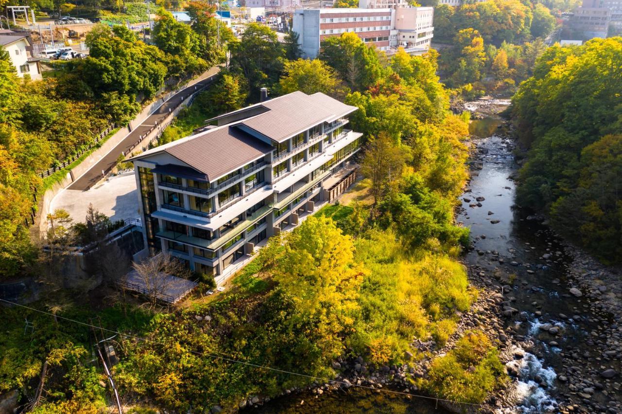 Chalet Ivy Jozankei Hotel Sapporo Exterior photo